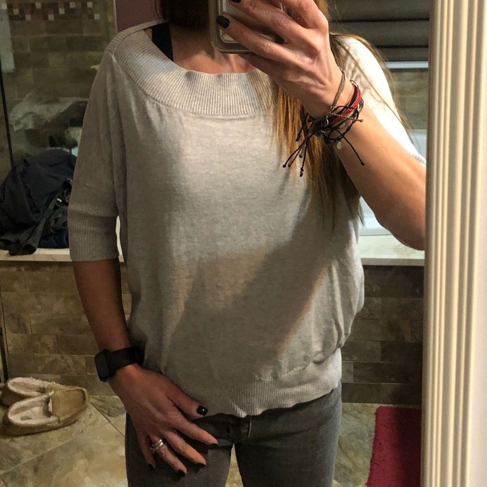 Cabi 1/2 sleeve light sweater size XXS
